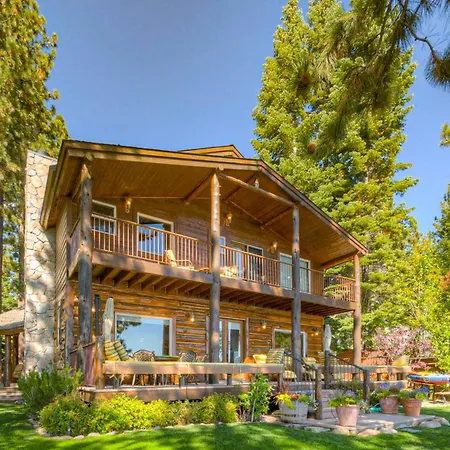 Villa Aspen Street Getaway